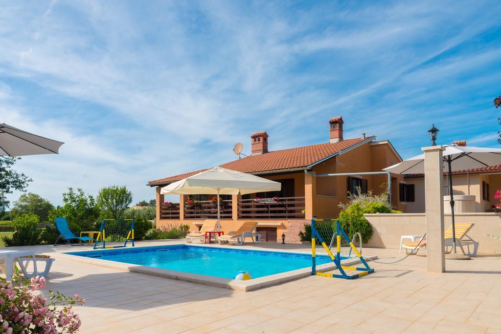 Hacienda Rosemary Vila Muntić Exterior foto