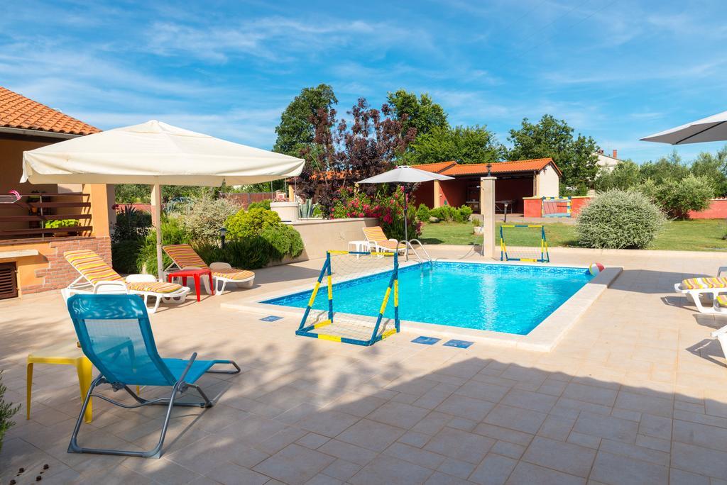Hacienda Rosemary Vila Muntić Exterior foto