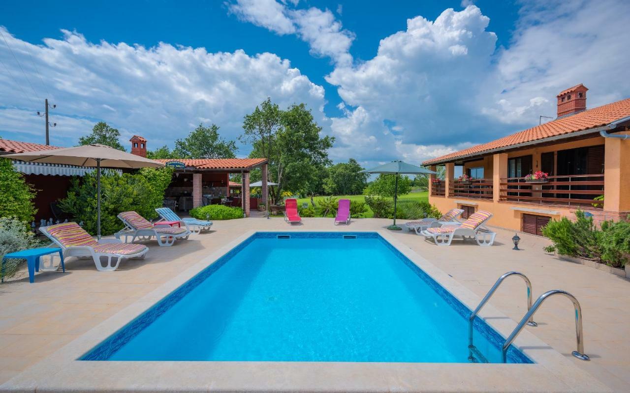 Hacienda Rosemary Vila Muntić Exterior foto
