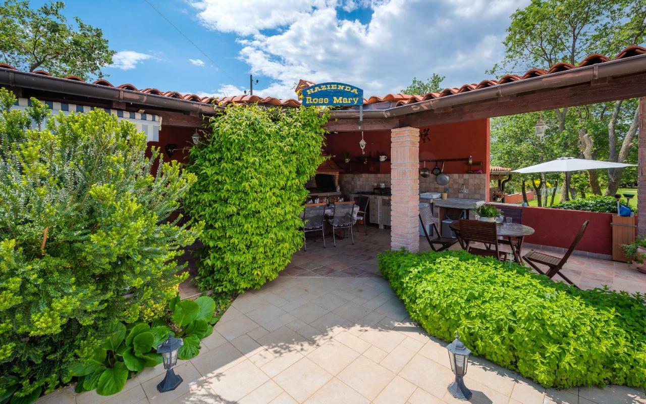 Hacienda Rosemary Vila Muntić Exterior foto